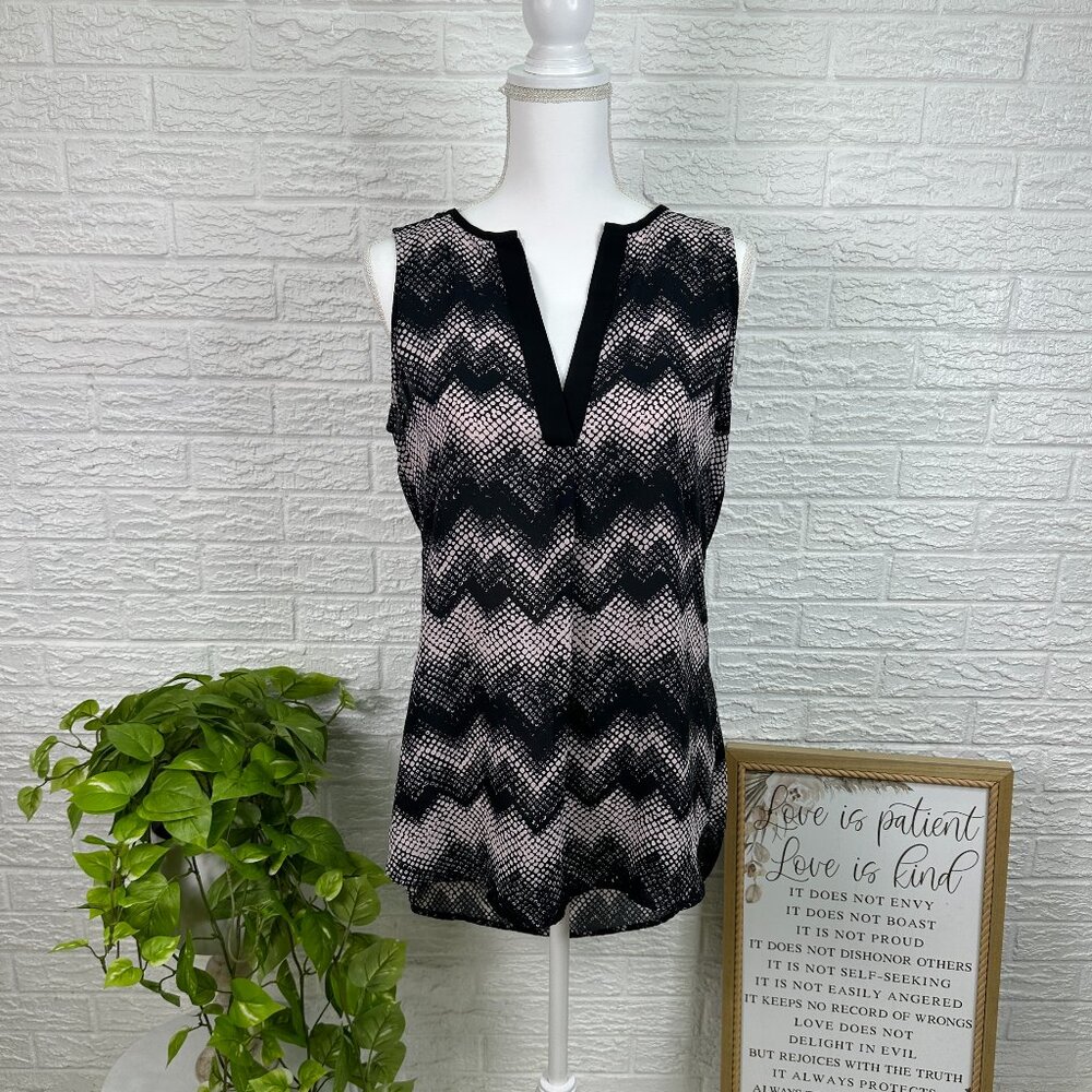 Women's Maurices sleeveless blouse size Medium